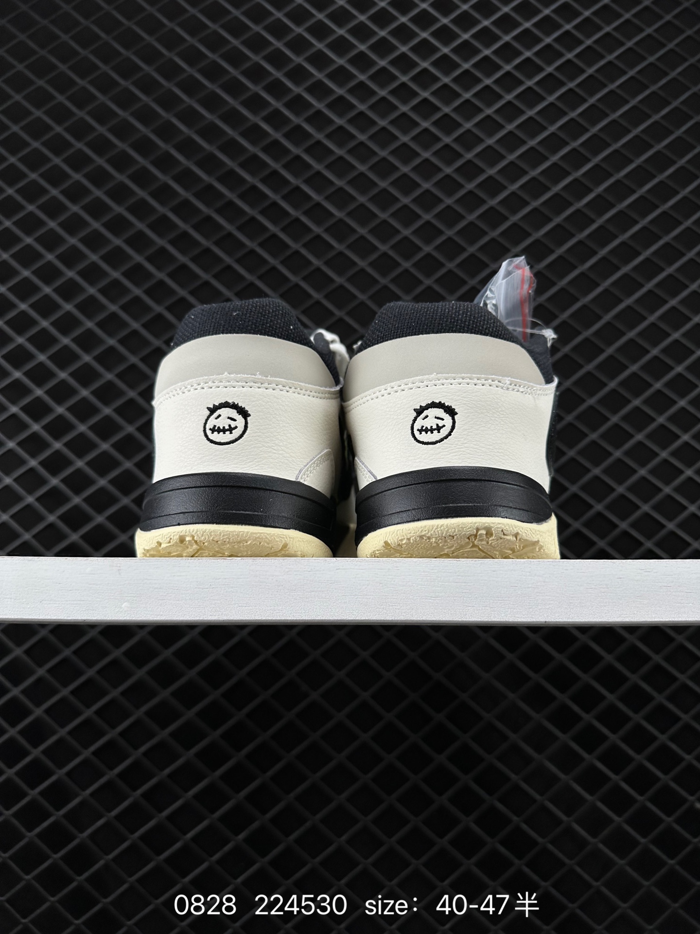 Travis Scott x Jordan Cut The Check AJ1